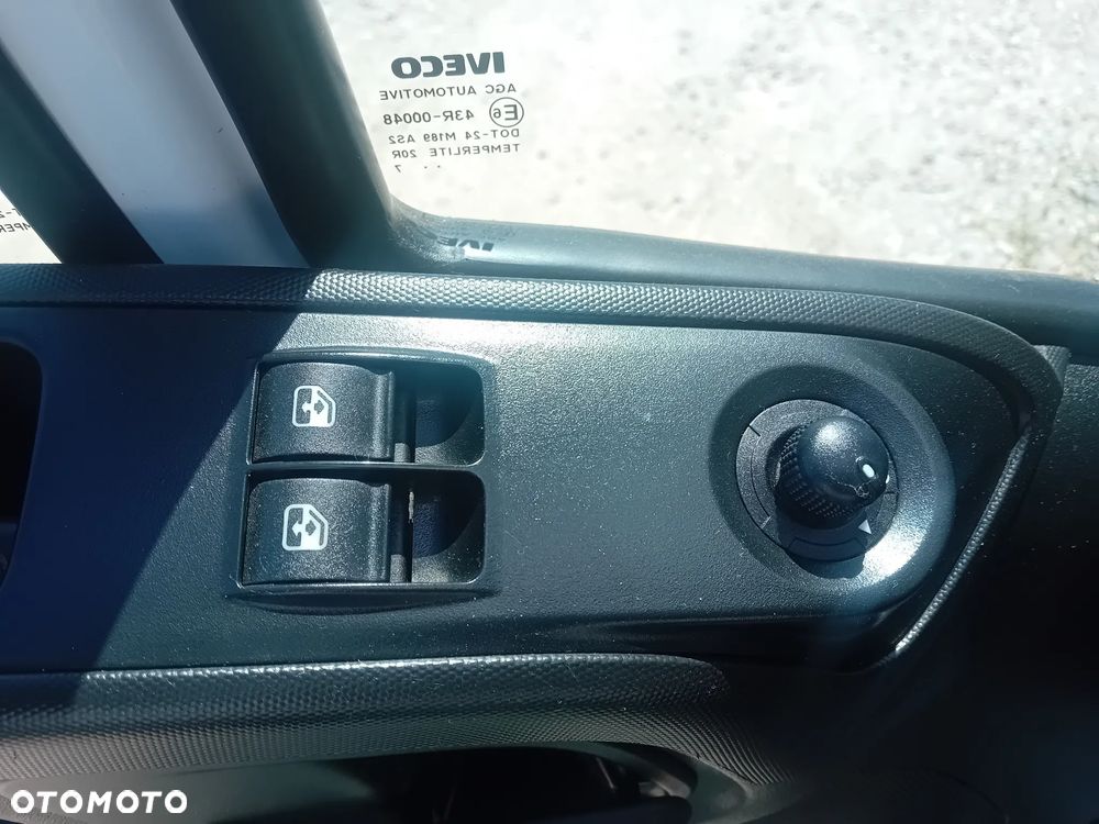Iveco Chłodnia Kontener - 20