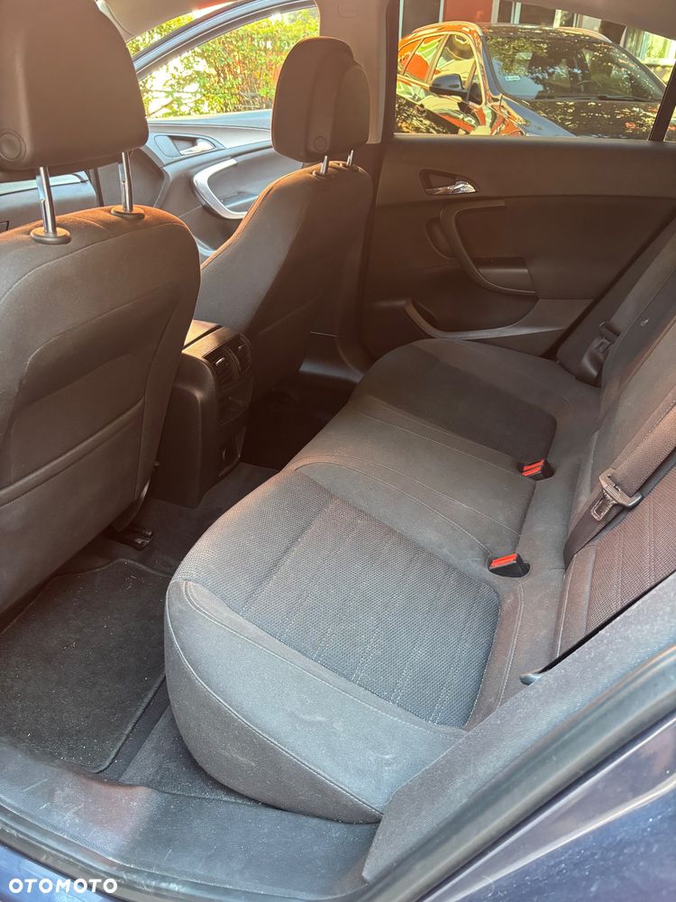 Opel Insignia 1.8 - 11