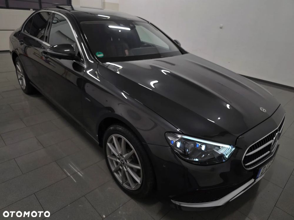Mercedes-Benz Klasa E 300 de 9G-TRONIC AMG Line - 33