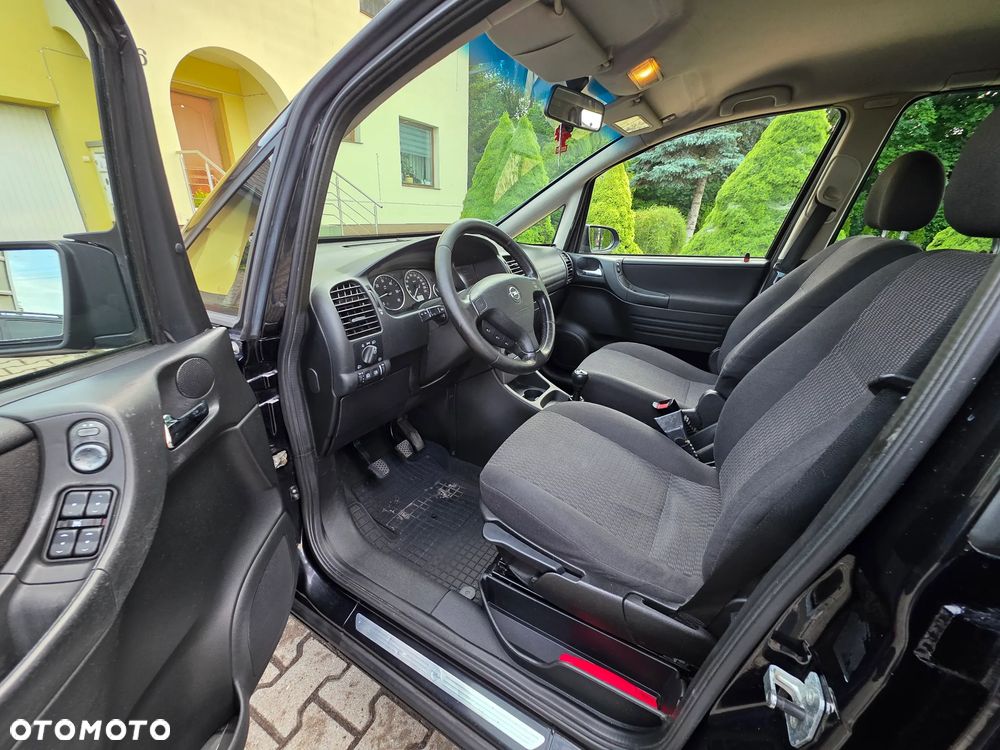 Opel Zafira 2.0 DTI Njoy - 11