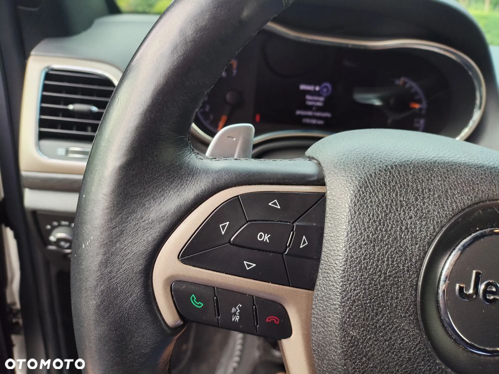 Jeep Grand Cherokee 3.6 V6 Laredo - 16