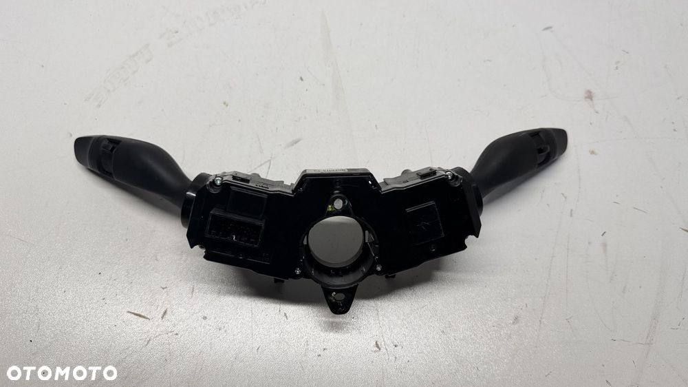 PRZEŁĄCZNIK ŚWIATEŁ WYCIERACZEK HYUNDAI I20 II  299141431 14-19 - 5