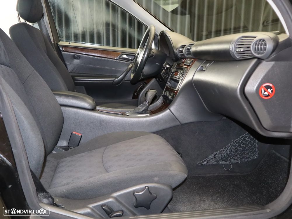 Mercedes-Benz C 220 - 21
