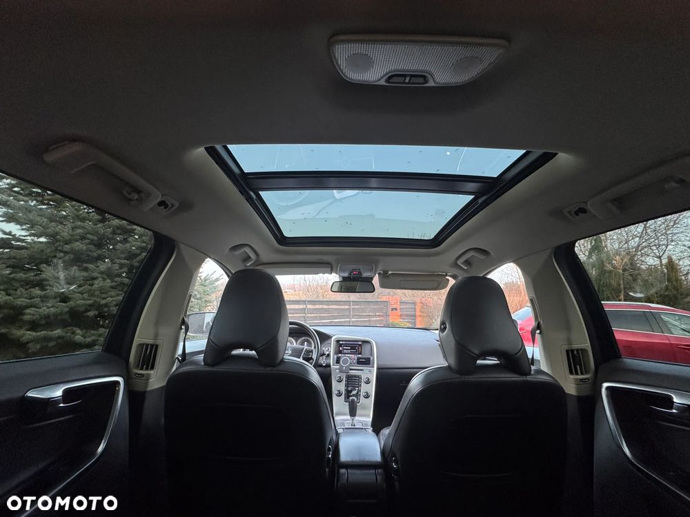 Volvo XC 60 2.4D AWD Summum - 7