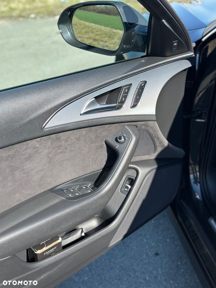 Audi A6 Avant 3.0 TDI Quattro S tronic - 27