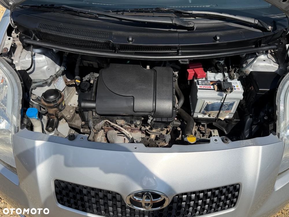 Toyota Yaris 1.0 Luna Start - 16