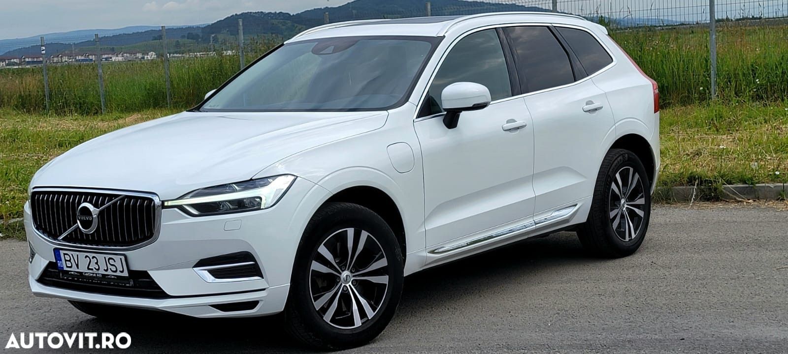 Volvo XC 60 Recharge T6 Twin Engine eAWD Inscription Expression - 1
