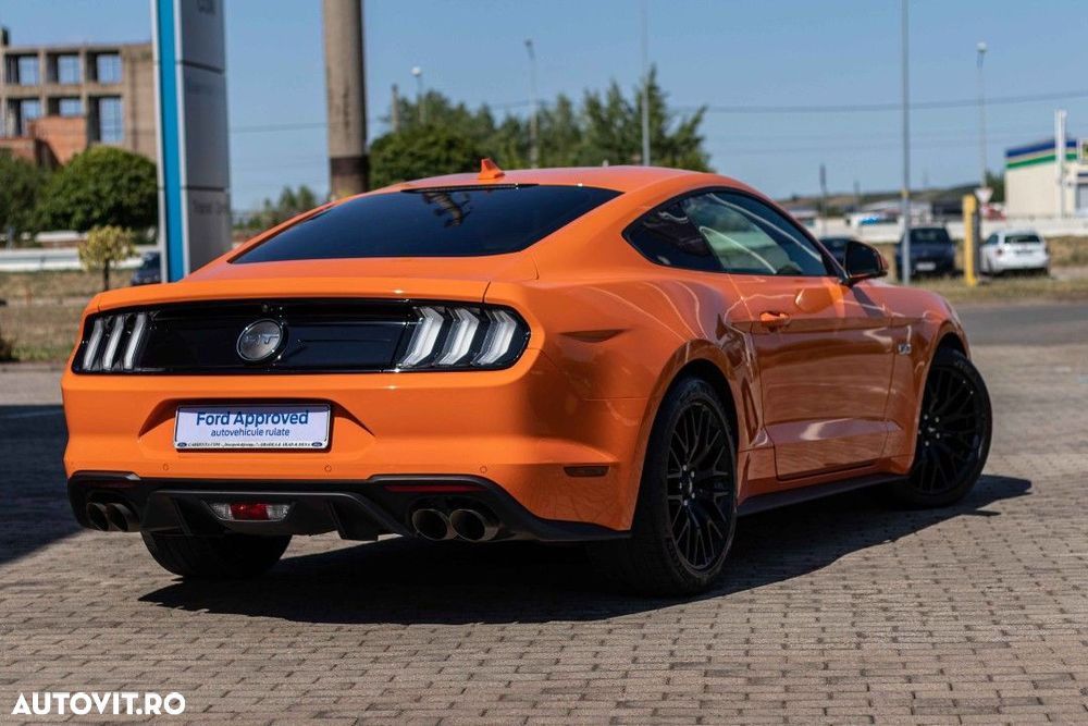 Ford Mustang - 11