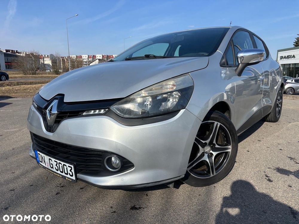 Renault Clio TCe 90 Paris - 16