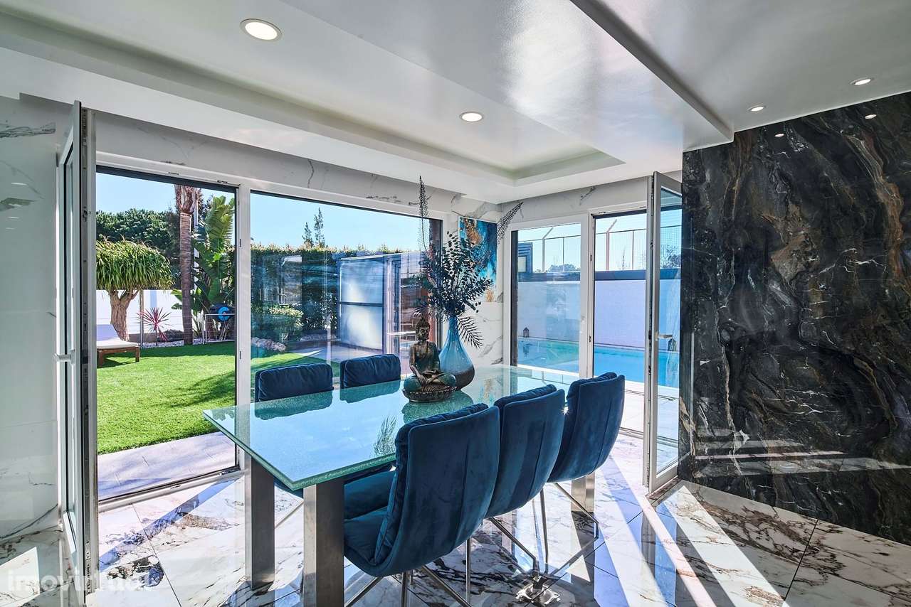 Moradia  Premium T4 com  piscina e jardim em zona privilegiada, Charne - Grande imagem: 4/43