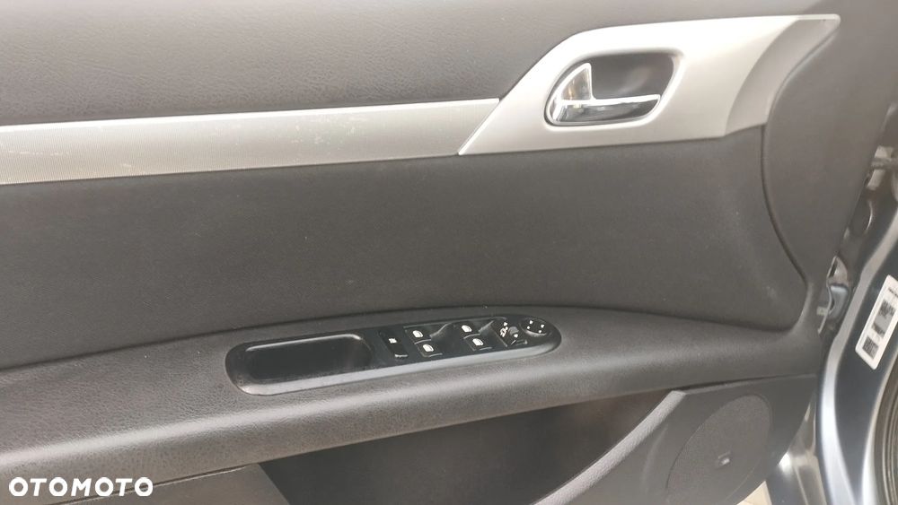 Peugeot 407 2.0 HDi Premium - 19