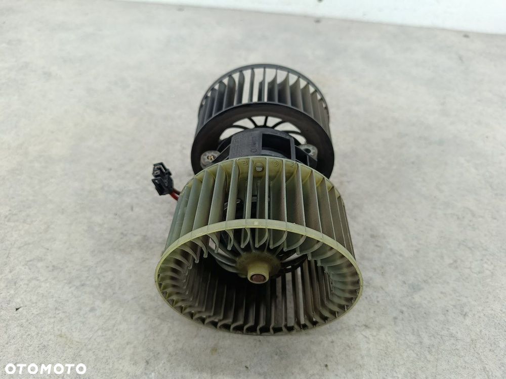 WENTYLATOR NAWIEWU, DMUCHAWA BMW 3 E46 50827  BEHR 2.0 24V 320 Ci - 3