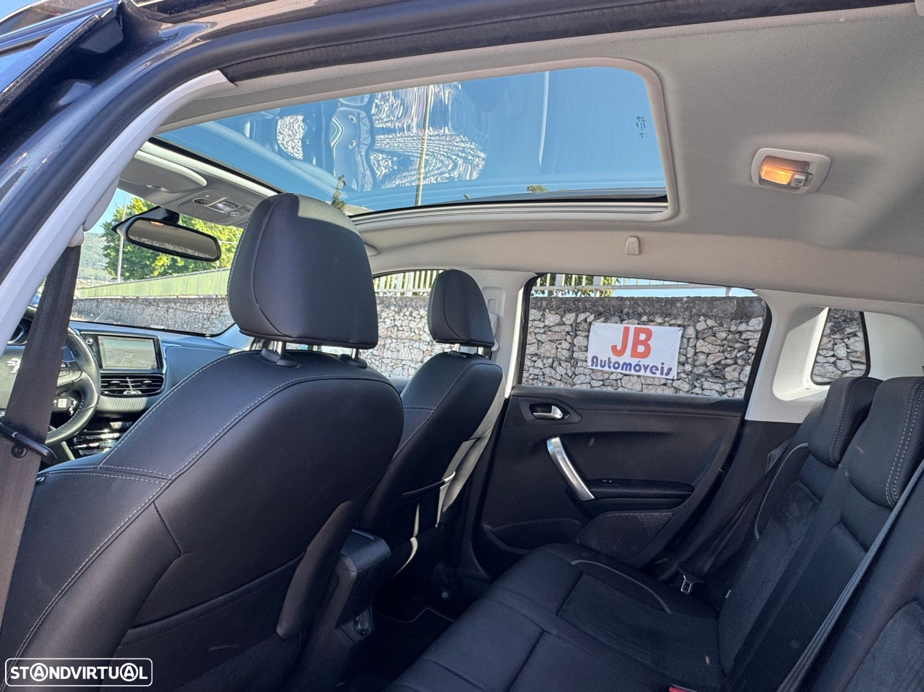 Peugeot 2008 1.2 PureTech Crossway EAT6 - 16