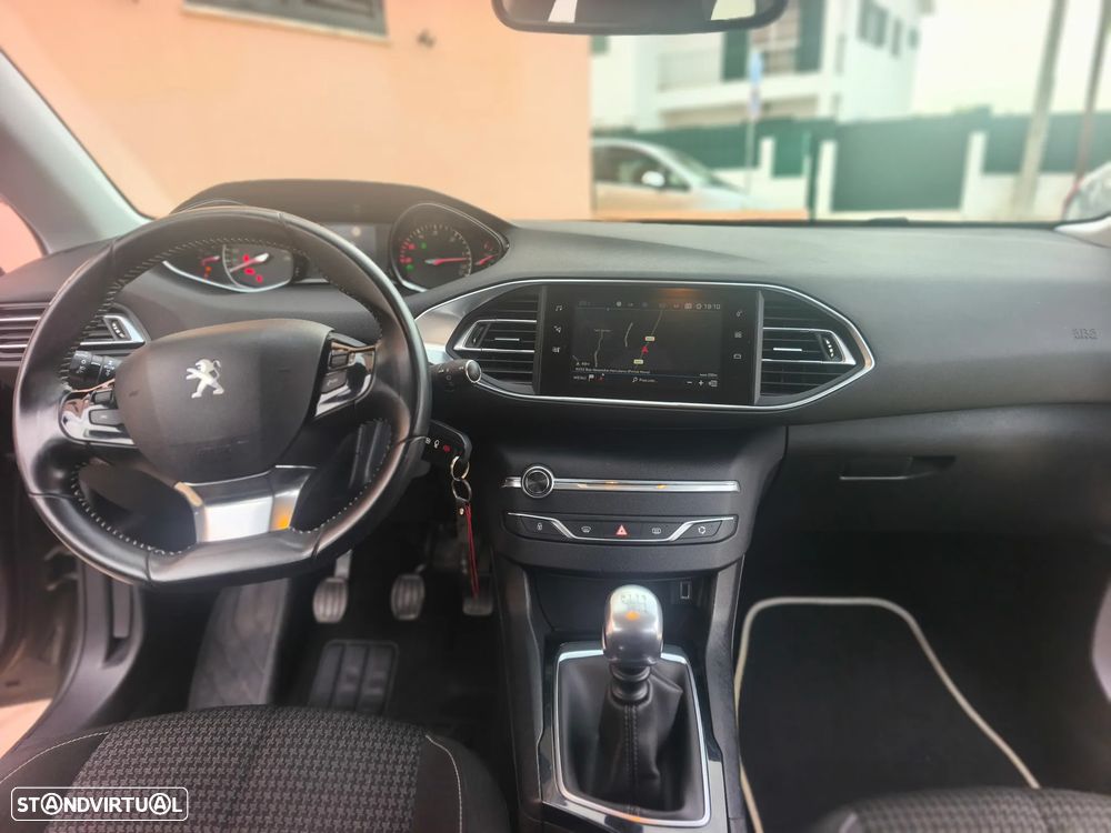 Peugeot 308 SW BlueHDi 130 Stop & Start Active - 12