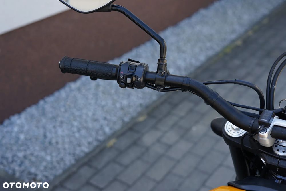 Ducati Scrambler - 18
