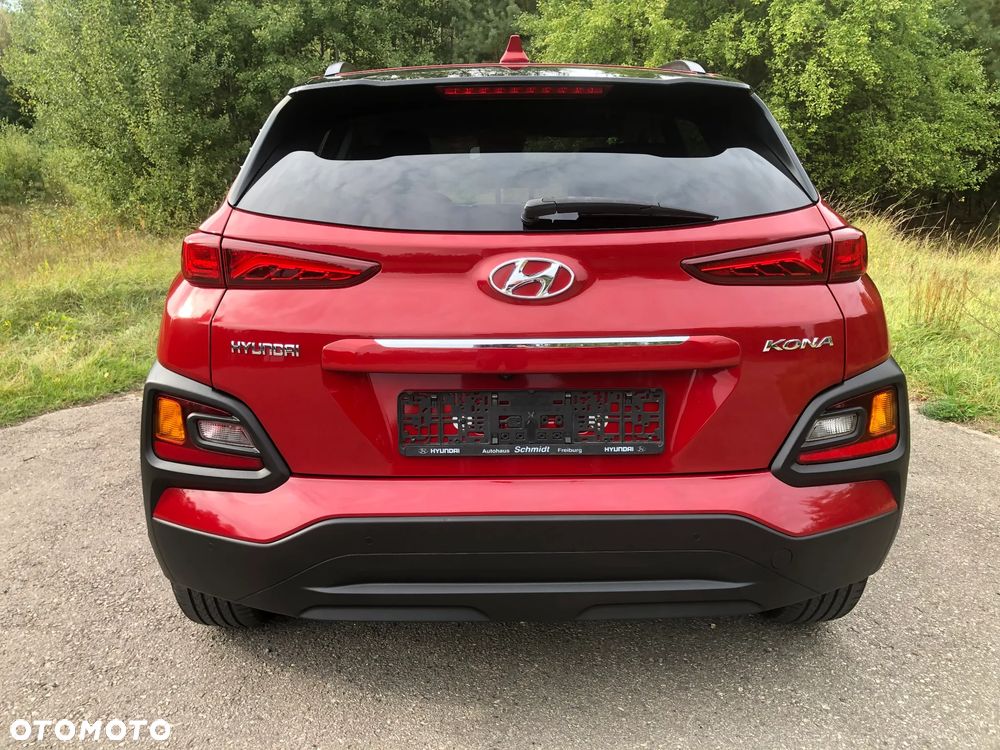 Hyundai Kona - 32