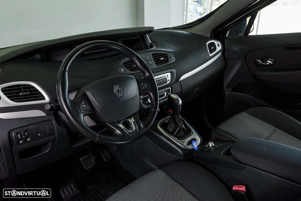 Renault Mégane Scénic - 16