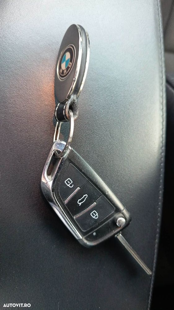 BMW X3 2.0d - 12
