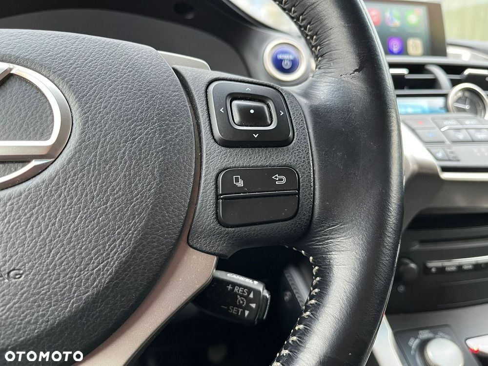 Lexus NX 300h Elite AWD - 27