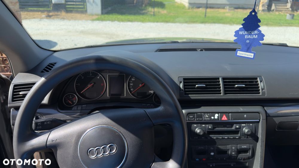 Audi A4 Avant 1.9 TDI - 10