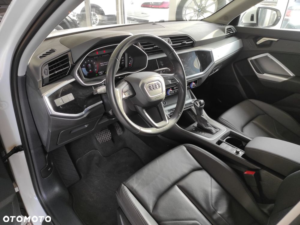 Audi Q3 Sportback - 6