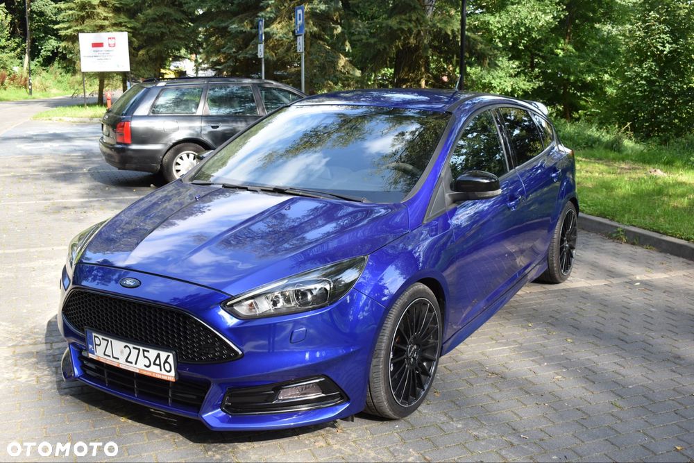Ford Focus 2.0 EcoBoost ST mit Leder-Exclusiv-Paket - 10