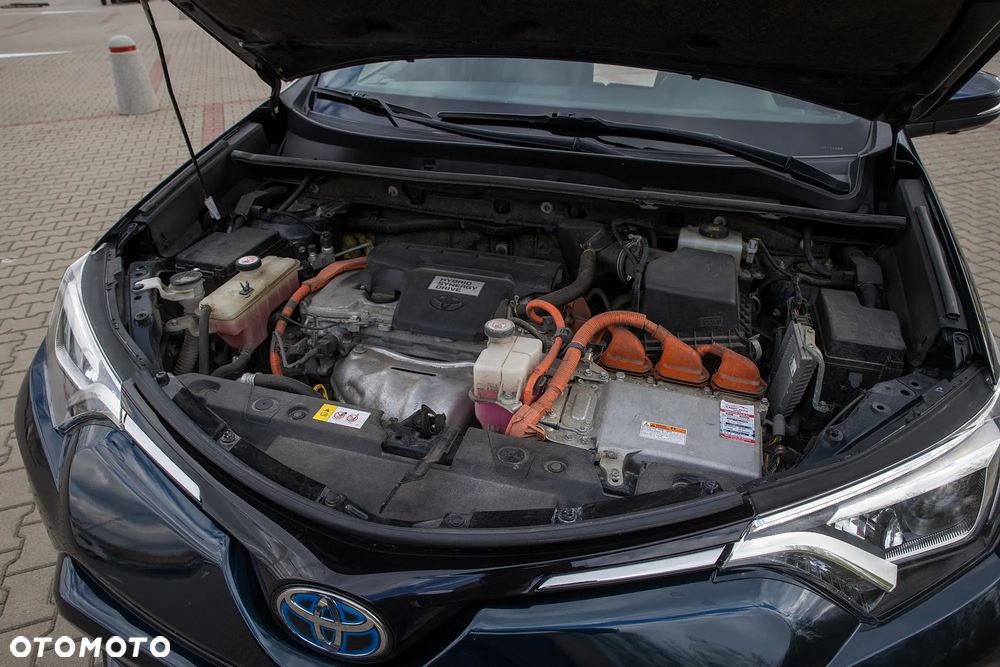 Toyota RAV4 - 16