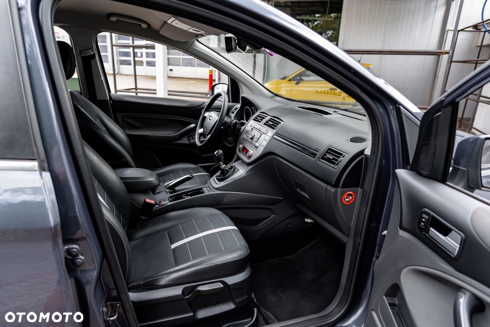 Ford Kuga 2.0 TDCi 4WD Trend - 24