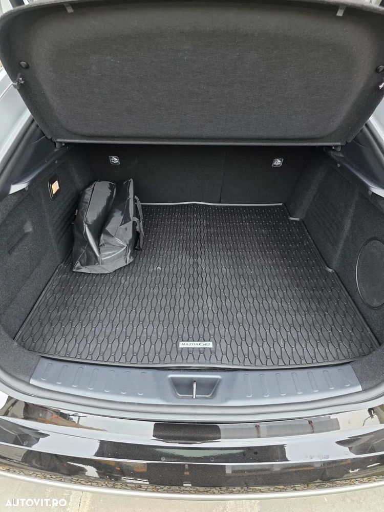 Mazda 6e EV Long Range Takumi Plus - 17