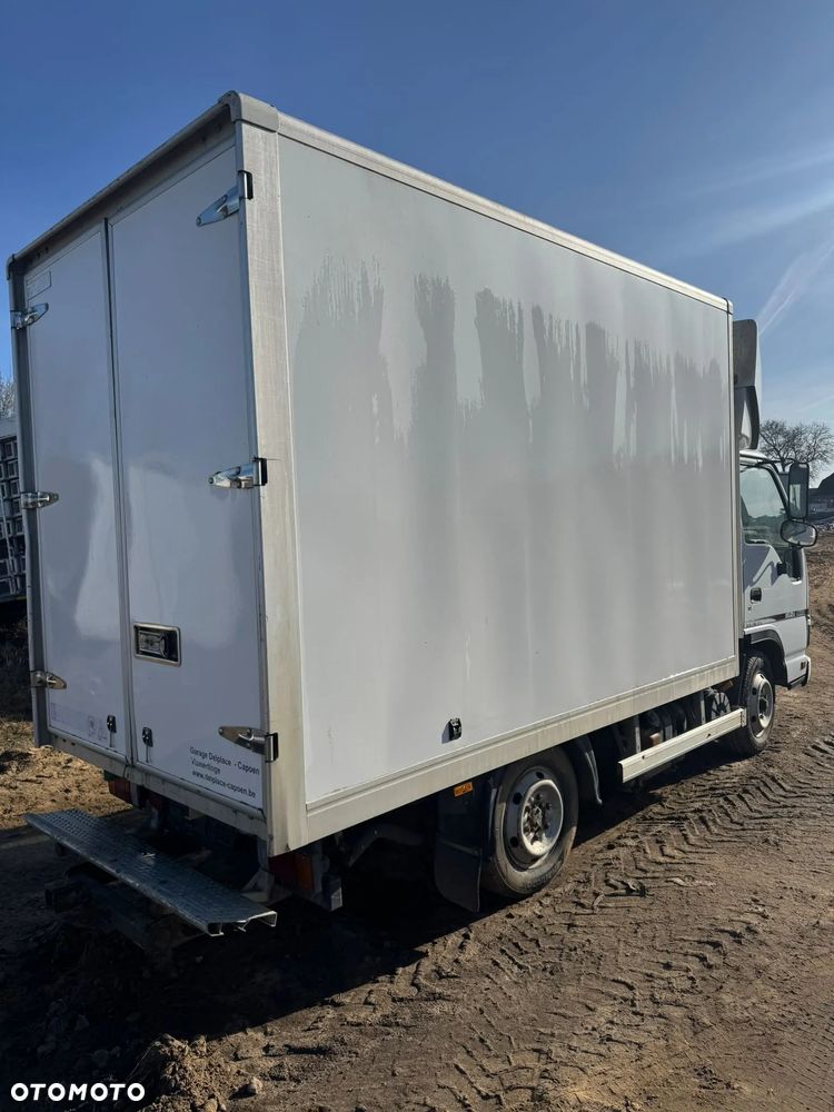 Isuzu NKR85EA - 4