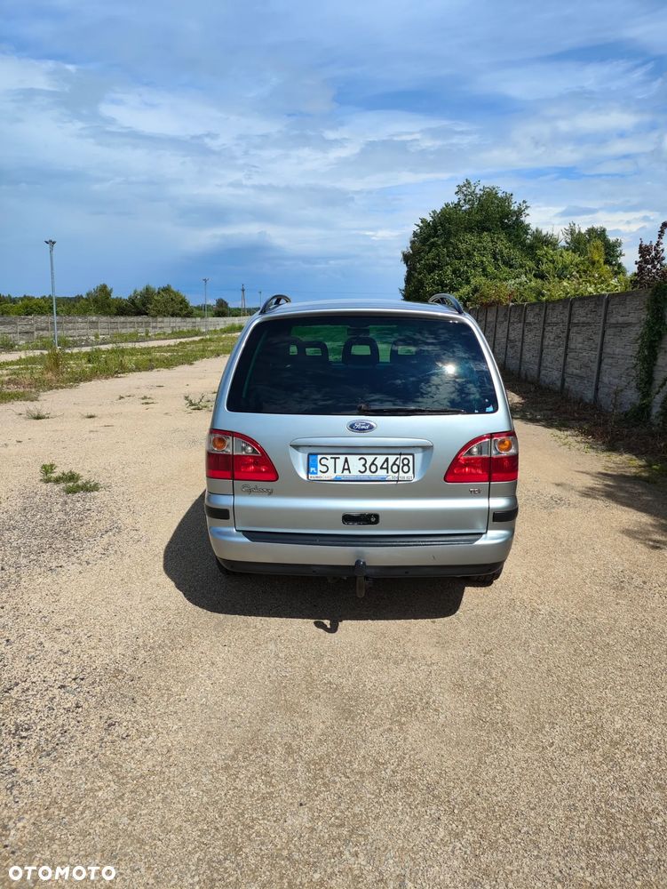 Ford Galaxy 2.0 X - 4