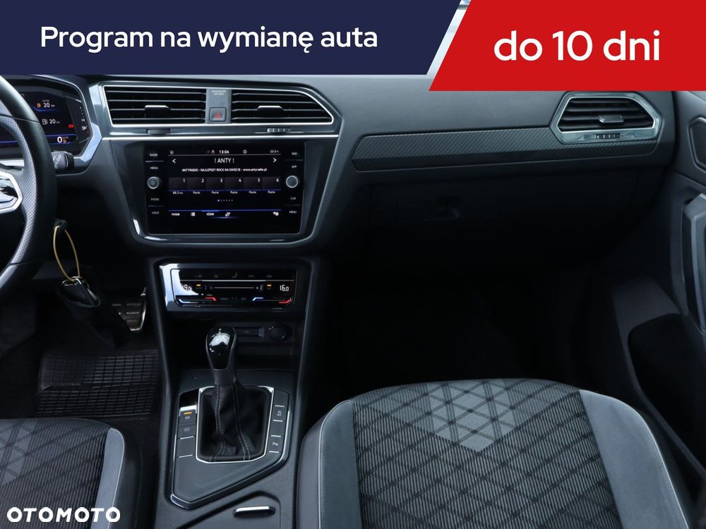 Volkswagen Tiguan - 10