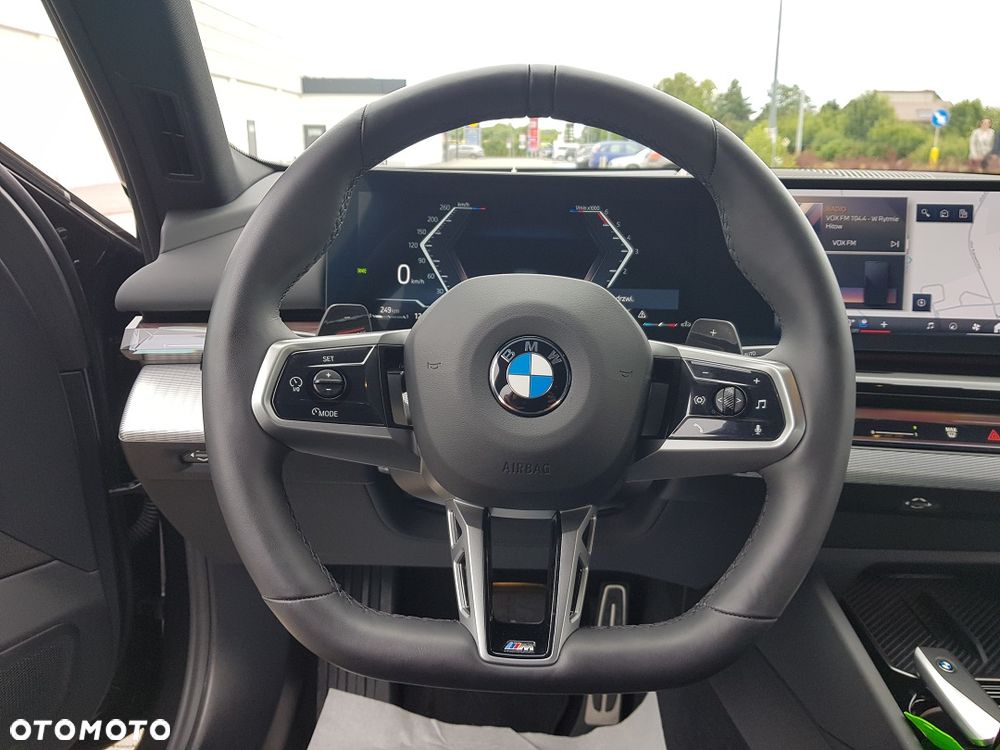 BMW Seria 5 540d xDrive mHEV M Sport - 31