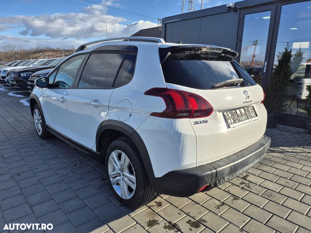 Peugeot 2008 - 3