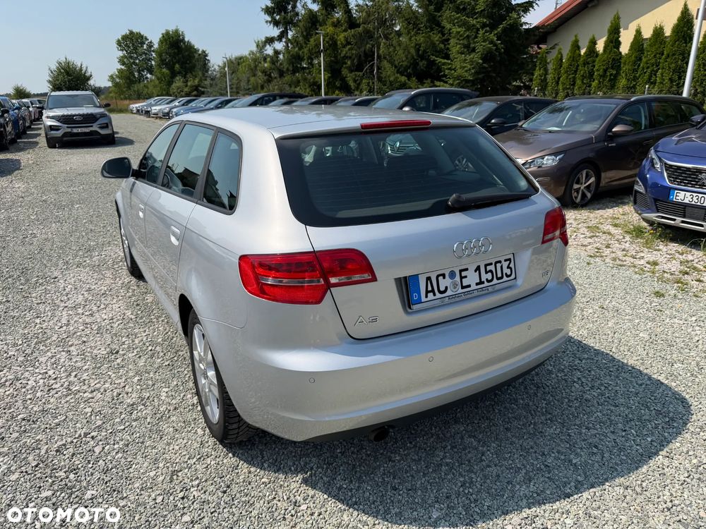 Audi A3 Sportback 1.6 Attraction - 16