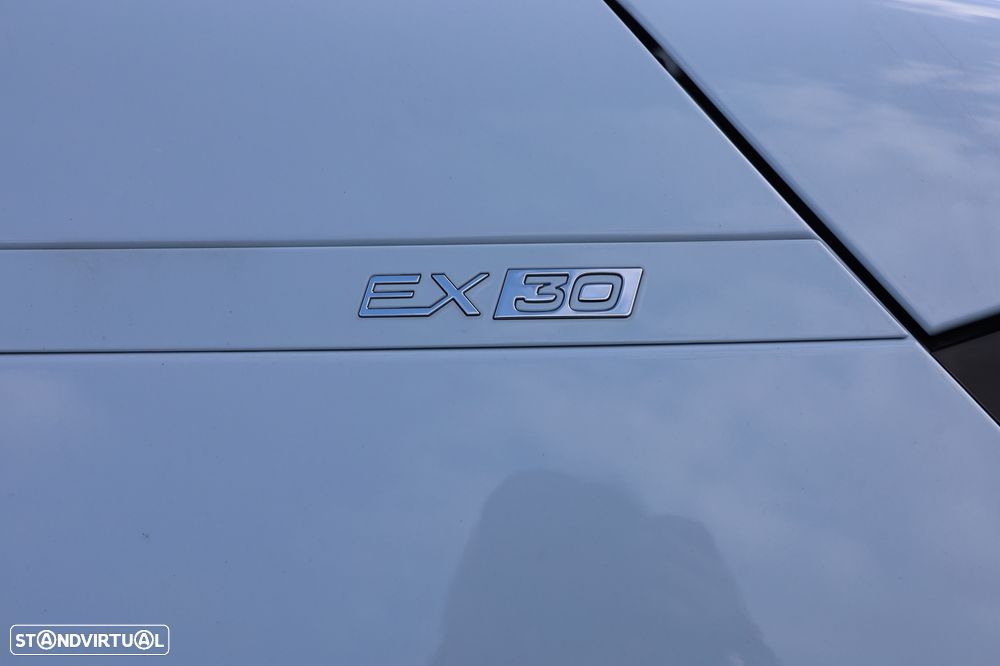 Volvo EX30 69 kWh Single Motor Extended Range Core - 29