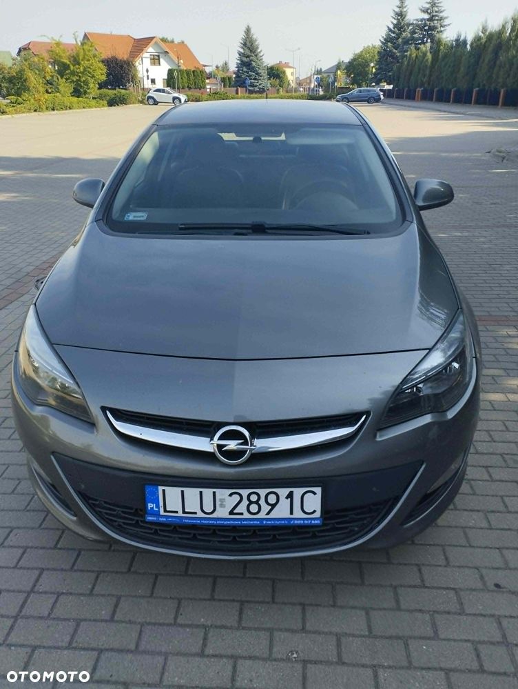 Opel Astra 1.4 T EU6 - 1
