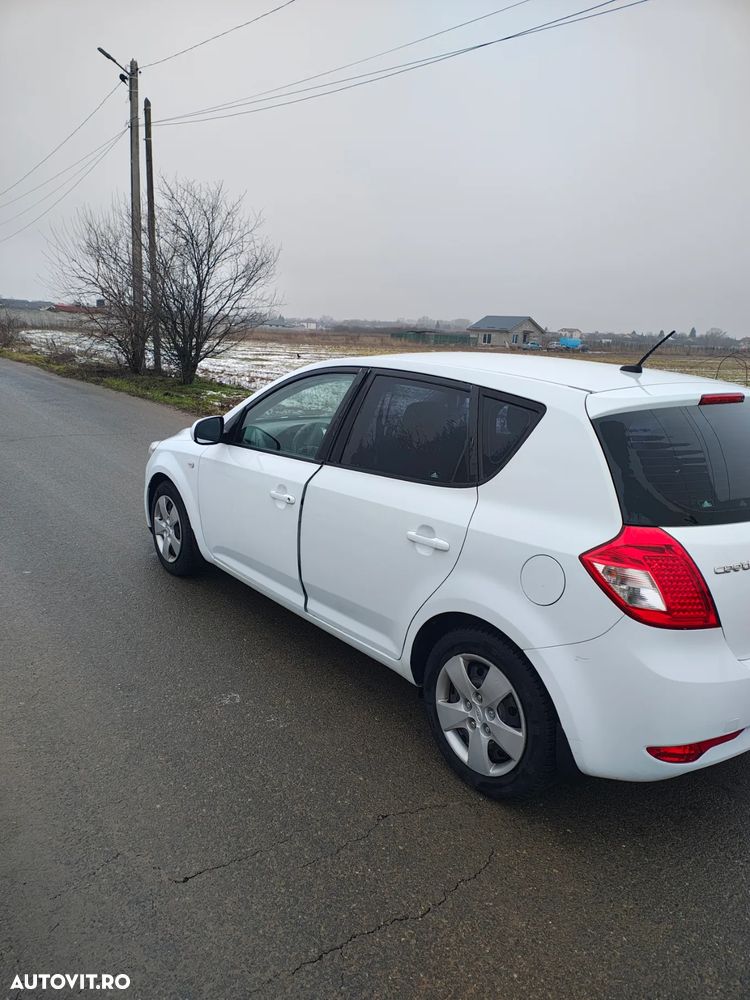 Kia Ceed 1.6 DSL Best - 3
