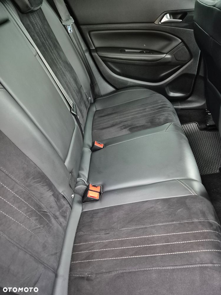 Peugeot 308 - 13