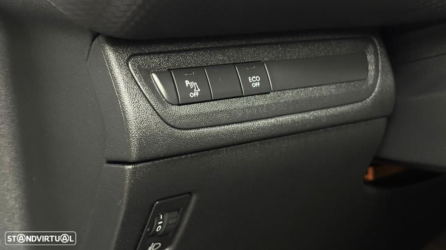 Peugeot 2008 1.2 PureTech GT Line - 20