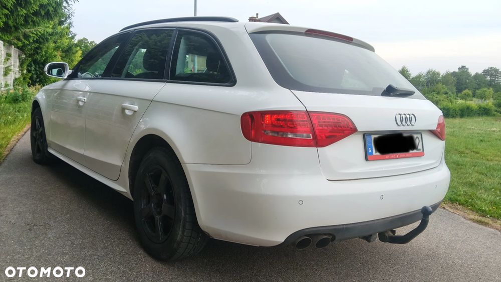 Audi A4 Avant 2.0 TDI DPF quattro Ambition - 2