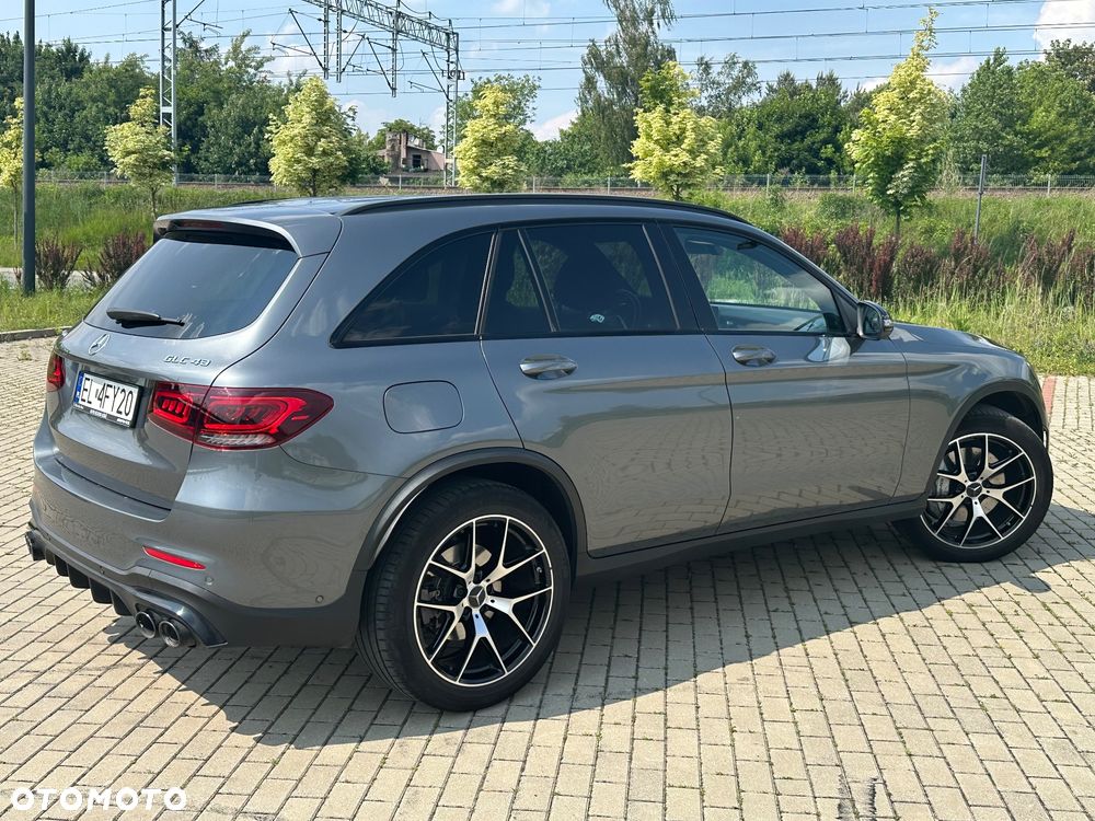 Mercedes-Benz GLC - 7