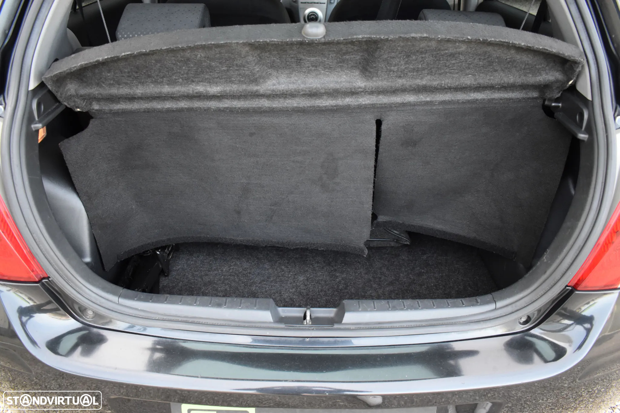 Toyota Yaris 1.0 VVT-i AC - 11