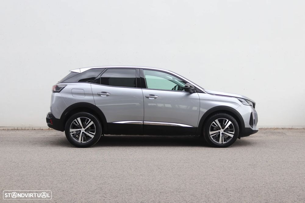 Peugeot 3008 1.2 PureTech Allure Pack EAT8 - 32