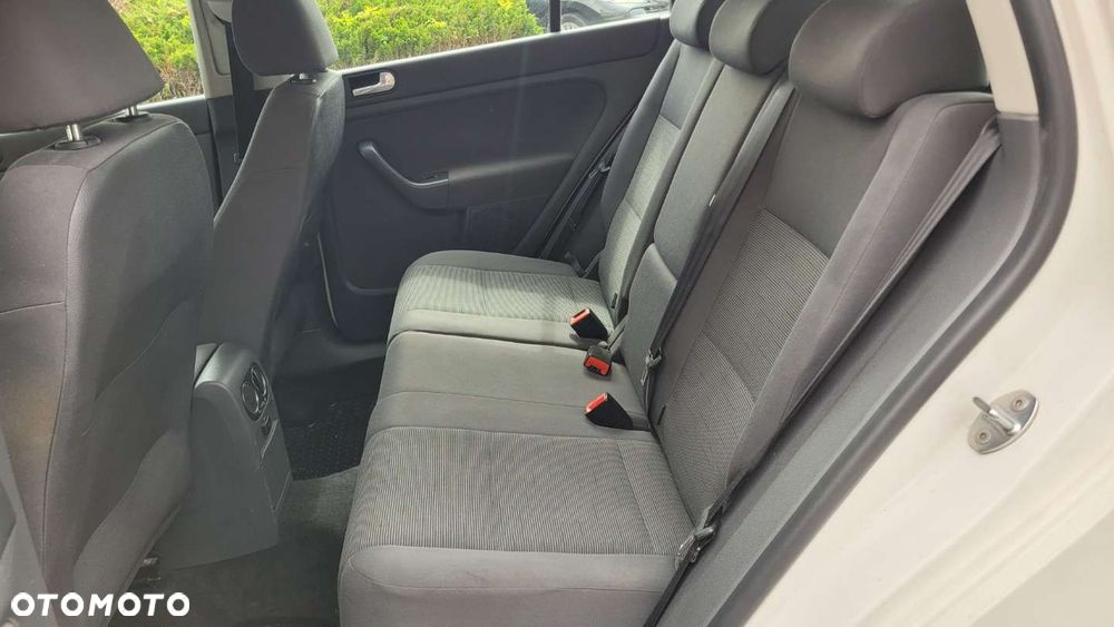 Volkswagen Golf Plus - 21