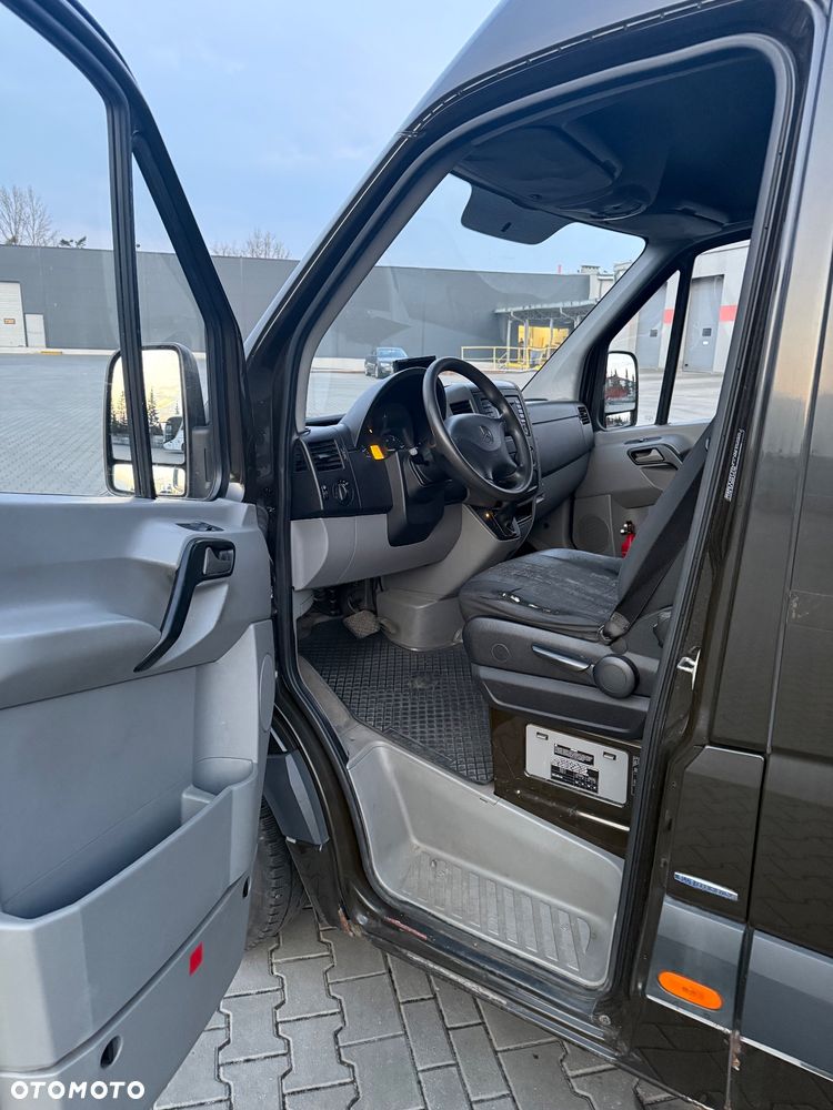 Mercedes-Benz Sprinter - 5