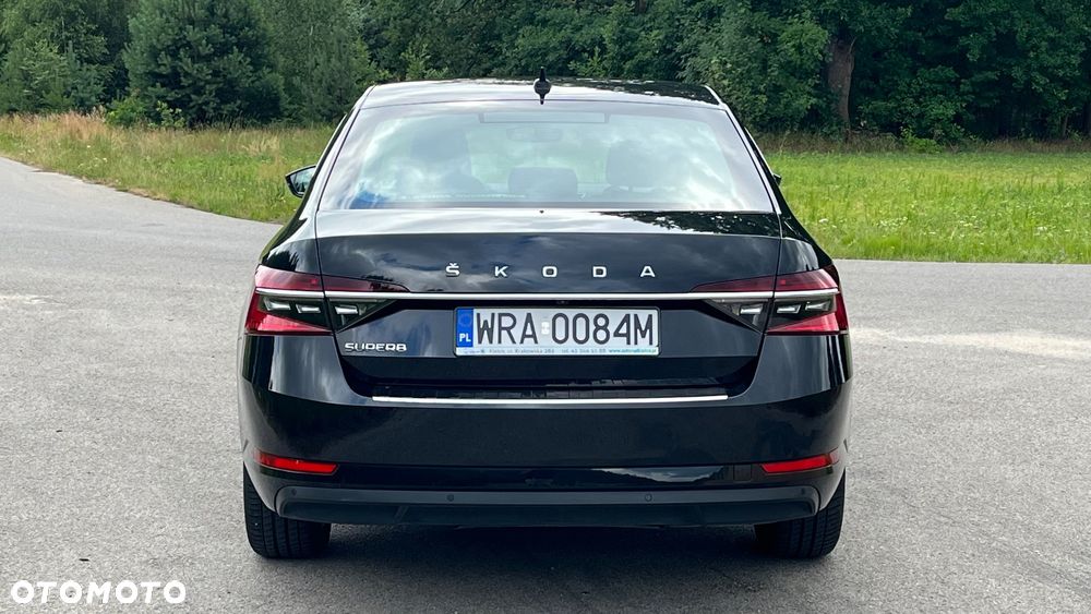 Skoda Superb 2.0 TDI SCR Ambition DSG - 6