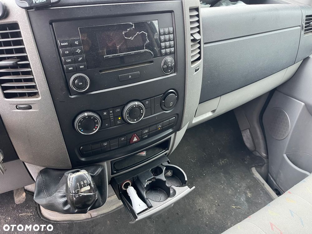 Volkswagen Crafter - 12