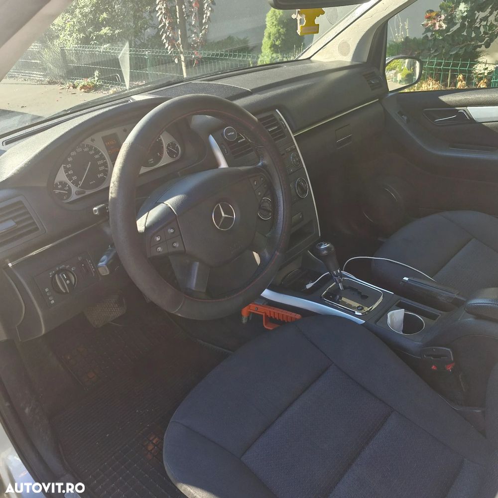 Mercedes-Benz B 200 - 3