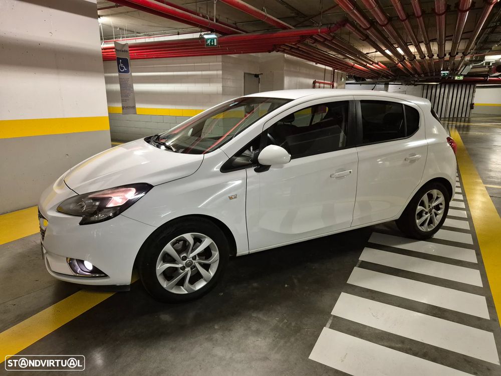 Opel Corsa 1.0 T Color Edition - 1